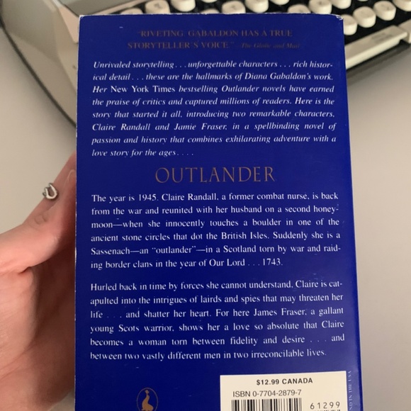 Outlander book for sale - Picture 3 of 3